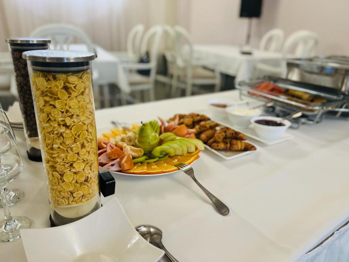 Araks Hotel Complex Gyumri Bagian luar foto